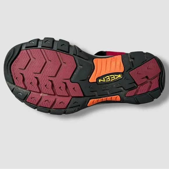 Keen Newport Sandal Women’s 8.5 Red Hiking Waterproof