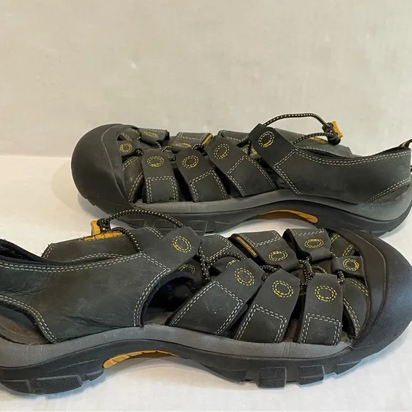 Keen Newport Waterproof Hiking Water Sports Casual Black Grey Sandals Mens Sz 12