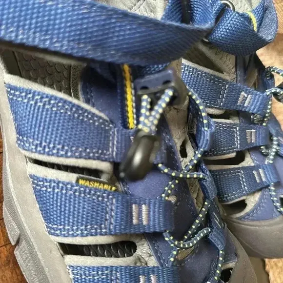 KEEN Newport Youth Waterproof Sandals Unisex Girls Boys Navy Blue US Size 5