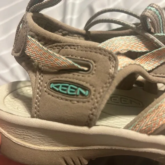 Keen Taupe Coral Women’s Whisper Waterproof Sandals