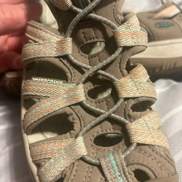 Keen Taupe Coral Women’s Whisper Waterproof Sandals