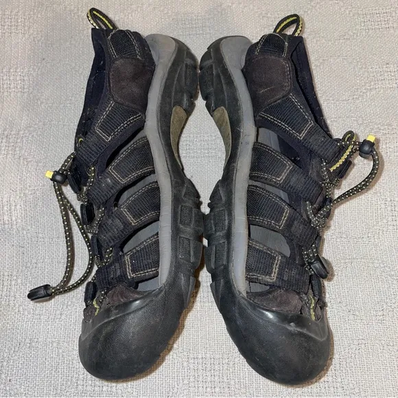 Keen Water Sandals Men’s Size 9.5 M Black Fabric Leather Slip On Waterproof