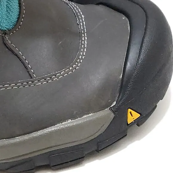 Keen Waterproof Winter Boots Kid's Size 4
