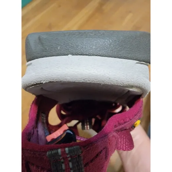 Keen Whisper Waterproof Sports Sandals - Beet Red/Honeysuckle Women's Size 7 EUC