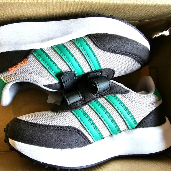 kids running shoes, adidas