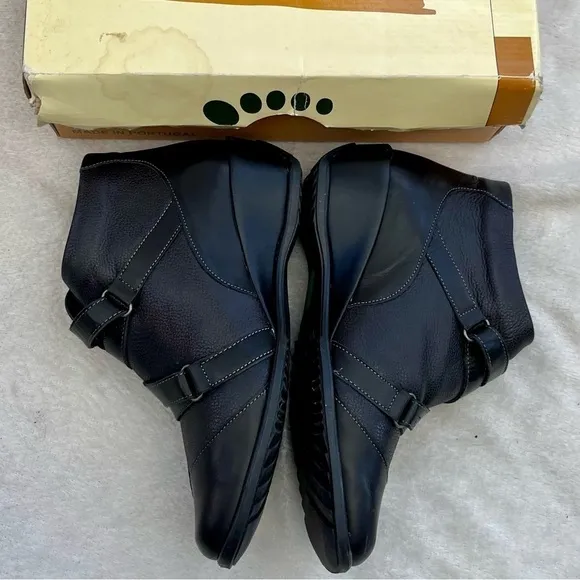 Leather Booties Spring Steps Size 7.5-8