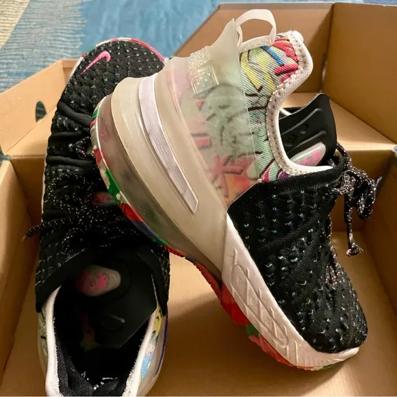 Lebron XVII (GS) shoes - barely worn