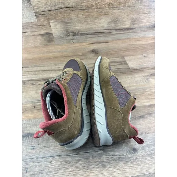 LL sneaker 5 mens size 10.5 suede waterproof lace up athletic shoes