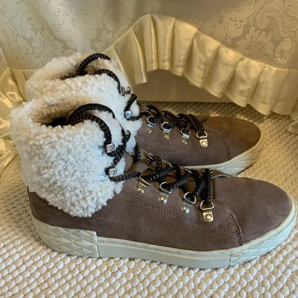 MARC FISHER SNEAKERS/HIKING BOOTS