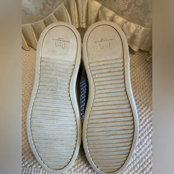 MARC FISHER SNEAKERS/HIKING BOOTS
