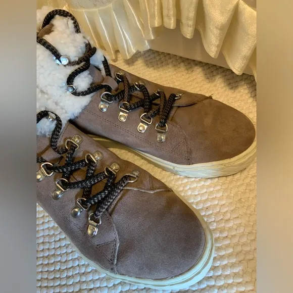 MARC FISHER SNEAKERS/HIKING BOOTS