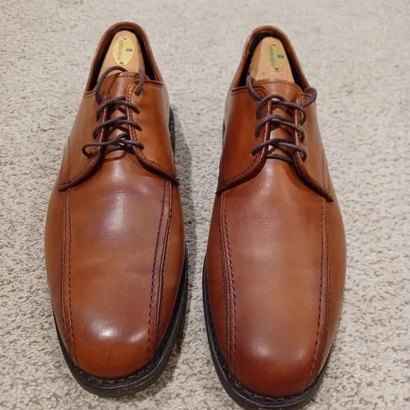 Men's Allen Edmonds Road Warrior leather dress shoes D 1604 Size 9.5