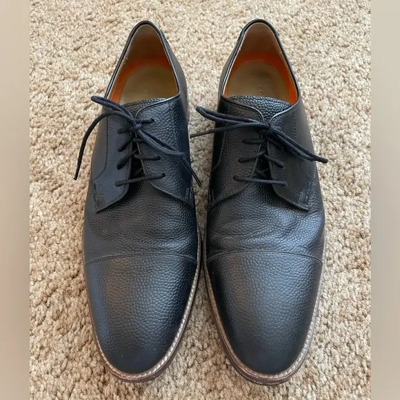 Mens black pebble leather Cole Haan waterproof dress shoes - great condition!
