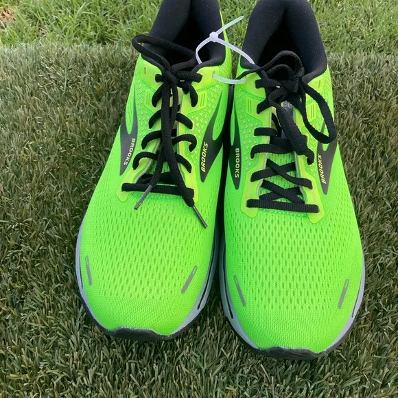Men’s Brooks Ghost 14 Running shoes sz 11.5