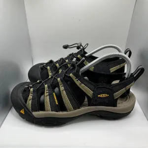 Men’s KEEN Sandals Size 7