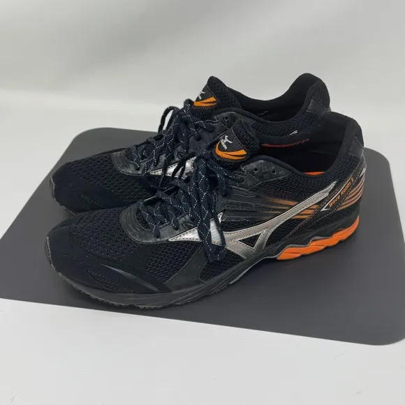 Mens Mizuno Running Shoes 11 - Wave Ronin 3