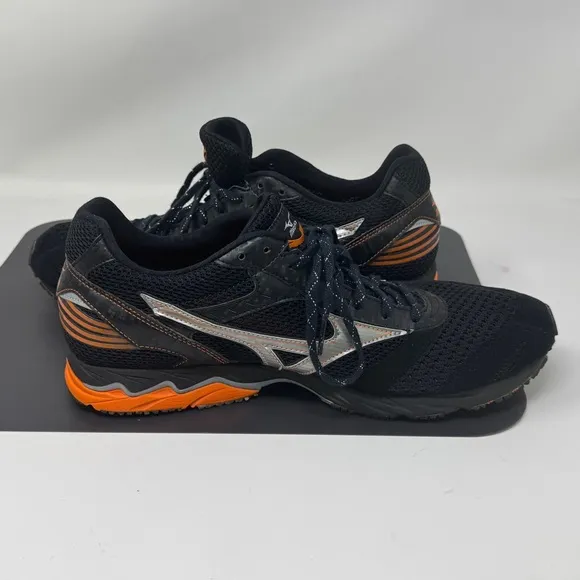 Mens Mizuno Running Shoes 11 - Wave Ronin 3
