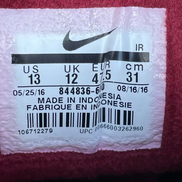 Mens Nike Air Max Motion LW SE In Team Red Running Shoes - Size 13