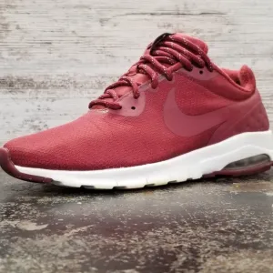 Mens Nike Air Max Motion LW SE In Team Red Running Shoes - Size 13