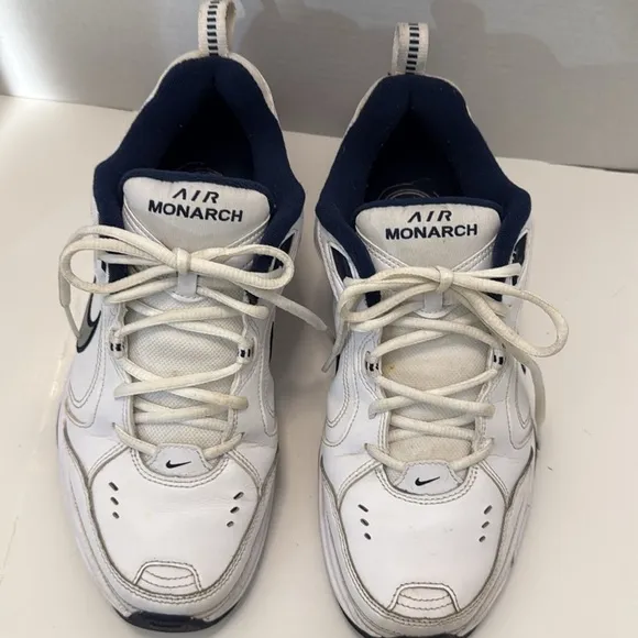 Men’s Nike Air Monarch Shoes!!