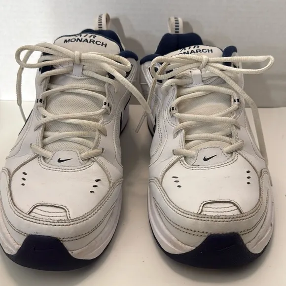 Men’s Nike Air Monarch Shoes!!