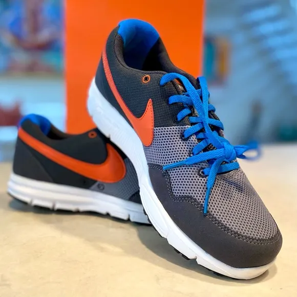 MEN’S NIKE LUNARFLY  SNEAKERS STYLE #396048-009 SIZE 9 NEW IN BOX