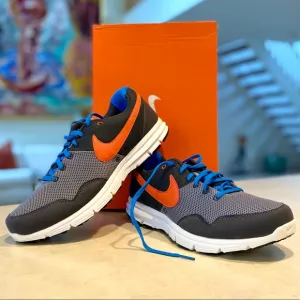 MEN’S NIKE LUNARFLY  SNEAKERS STYLE #396048-009 SIZE 9 NEW IN BOX