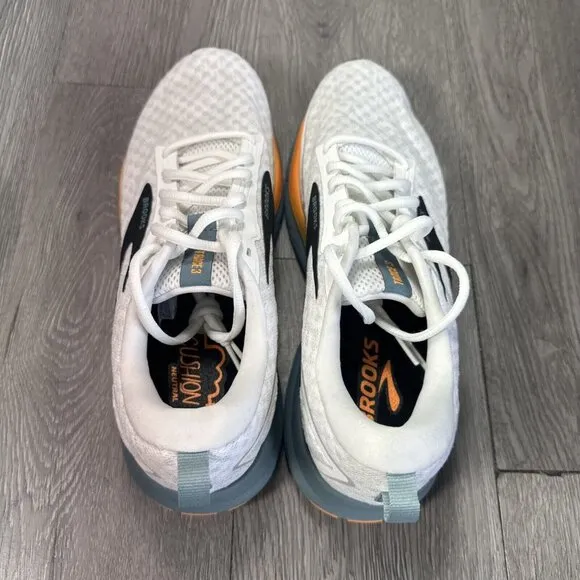 Men’s SAMPLE Brooks Trace 3 White Blue  Running Shoes Size 9 NEW