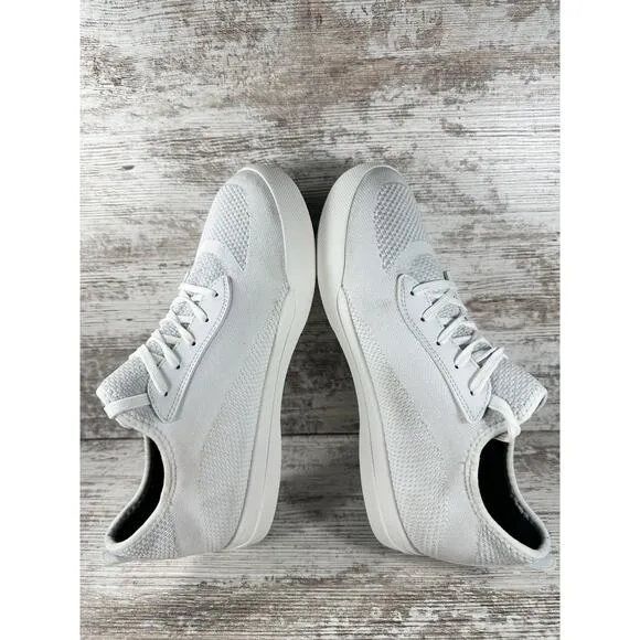Men's Vessi Weekend White Low Top Waterproof Sneakers Sz 9