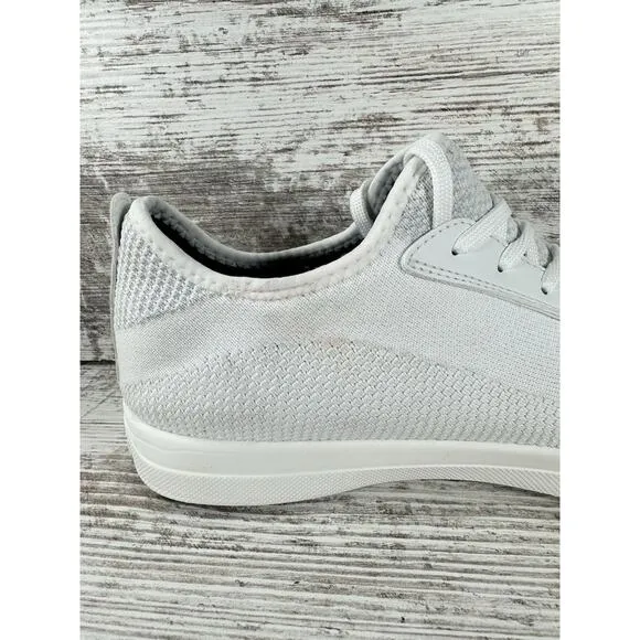 Men's Vessi Weekend White Low Top Waterproof Sneakers Sz 9