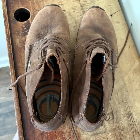 Merrell Brown Leather Waterproof Lace-up Chukka Boots men's sz 11.5 preworn