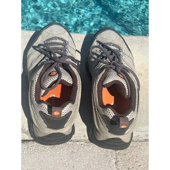 Merrell Dusty Olive Women Hiking / Walking Shoes Size 11