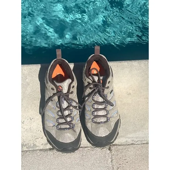 Merrell Dusty Olive Women Hiking / Walking Shoes Size 11