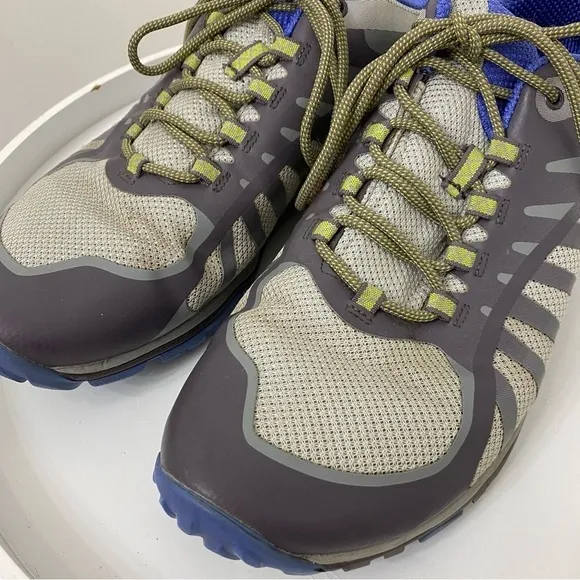 MERRELL Siren Edge Q2 Waterproof Low Hiking Shoes Womens size 10.5