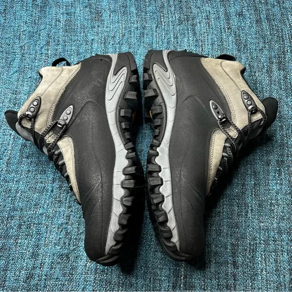 Merrell Thermo 6 Waterproof Hiking Boots Insulated in Black Grey Vibram Soles