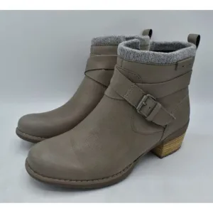 Merrell Womens Size 9.5 Shiloh II Moon Rock Zip Waterproof Booties Boots