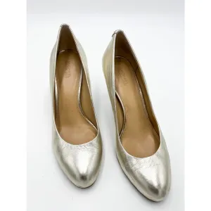 Michael Kors Gold Round Toe Pump Heels EUC Size 8