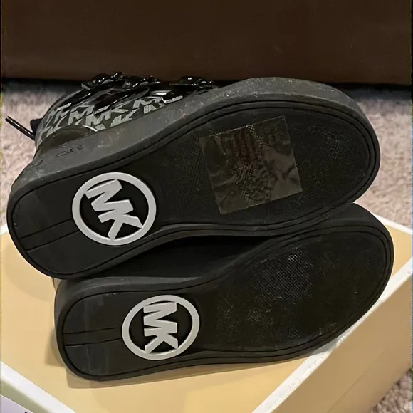 Michael Kors Ivy Vin shoes sneakers new black grey TD Toddlers Girls Size 6