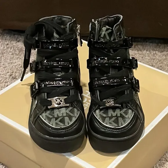Michael Kors Ivy Vin shoes sneakers new black grey TD Toddlers Girls Size 6