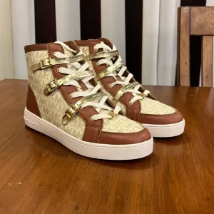 Michael Kors Ivy Vin shoes sneakers new Vanilla Youth Girls Size 5