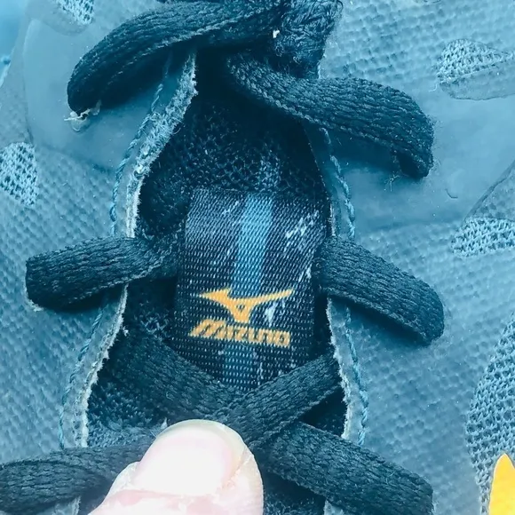Mizuno Wave Rider 17 Road-Running Shoes Sz 9