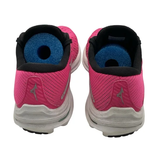 Mizuno Women’s running shoes size 8.5