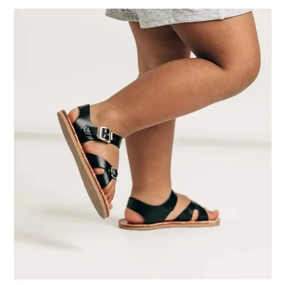 MON PETIT CAPE COD SANDALS EFFORTLESS BUCKLE WATERPROOF LEATHER BROWN GIRLS 13 W