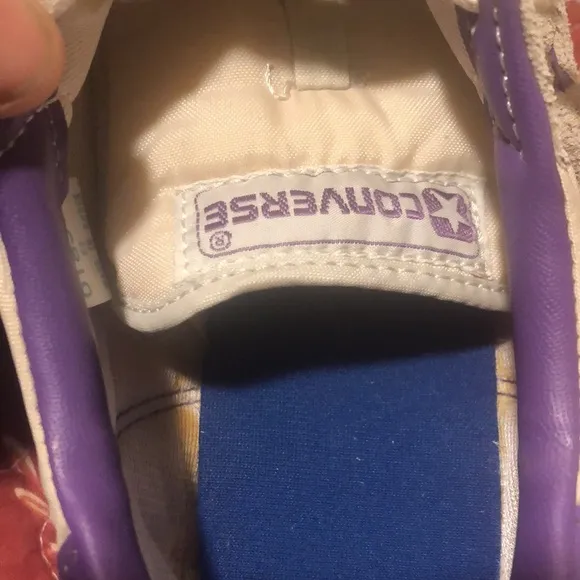 Never worn 1970’s vintage Converse running shoes.