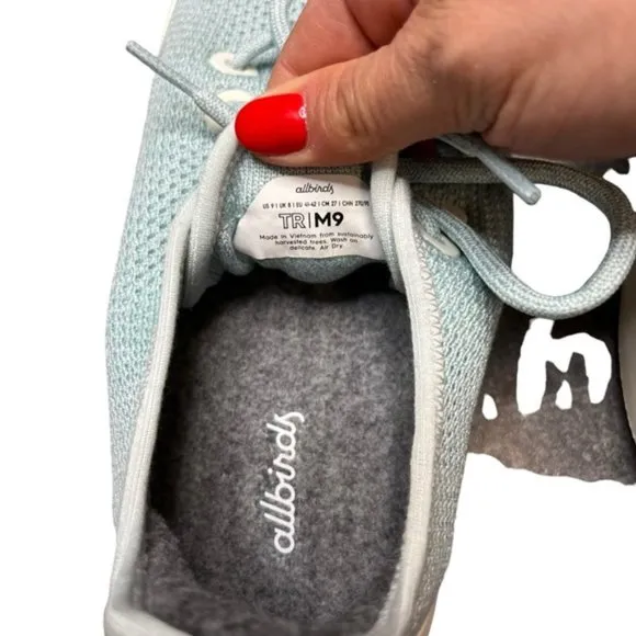 NEW Allbirds Men's Tree Runers Size 9 Light Blue Shoes Sneakers No Box
