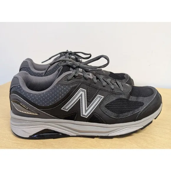 New Balance 1540v3‎ Men Running Shoes Stability Cushion Sneakers Black 8 Wide 2E