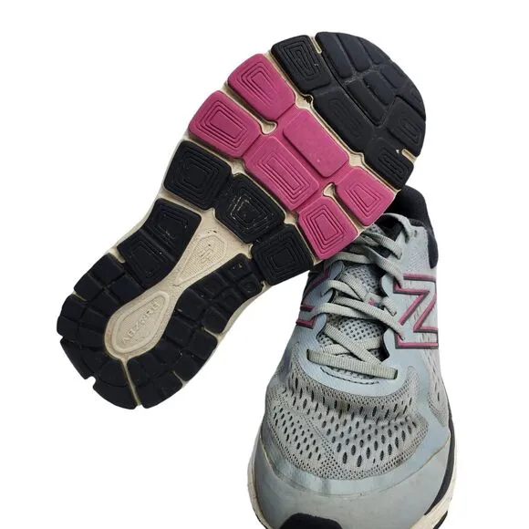 New Balance 840v5 Athletic Shoes Womens 8.5 Cyclone Magenta Pop Running Shoes