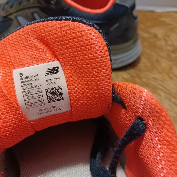 New Balance 990v4 W990NV4 Running Shoes Navy Orange Women's Size 9.5 (13 Box 2)
