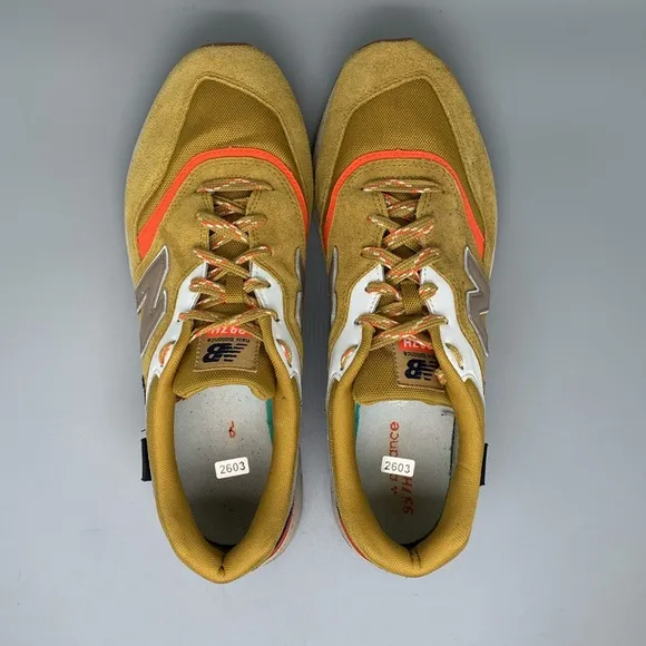 New Balance 997H Pigment Sulfer Yellow Running Shoes CM997HLL Men's Sz 12D