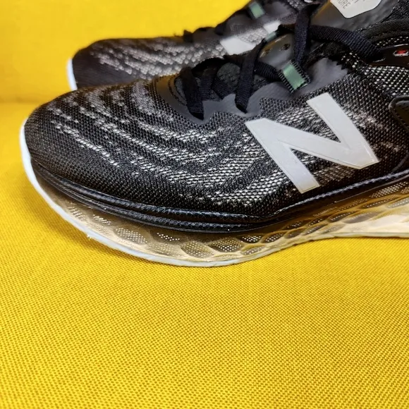 NEW BALANCE Fresh Foam More V2 Running Black White Sneakers Women's Shoe Size 10
